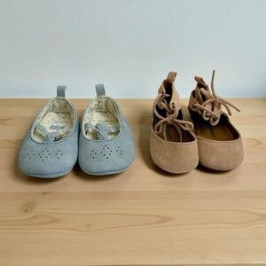 (0-3 months) 2 pair bundle - Cute girl ballet dress shoes flats , suede like new